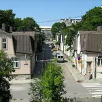 Valoisa Ja Taeysin Remontoitu Huoneisto