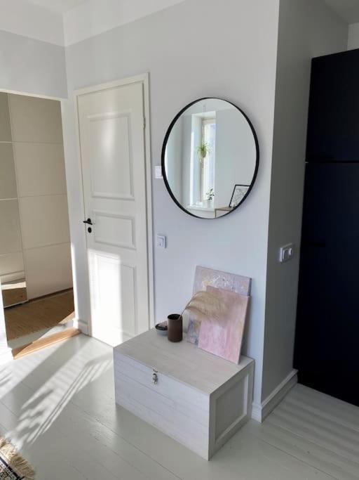 Apartment Valoisa Ja Taeysin Remontoitu Huoneisto